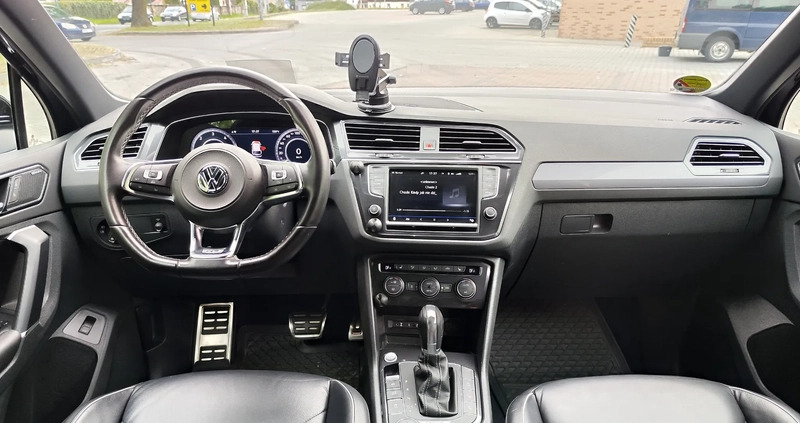 Volkswagen Tiguan cena 117900 przebieg: 183000, rok produkcji 2017 z Praszka małe 781